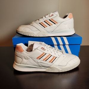 SOLD Adidas A.R. Trainer Men's Size 10 US